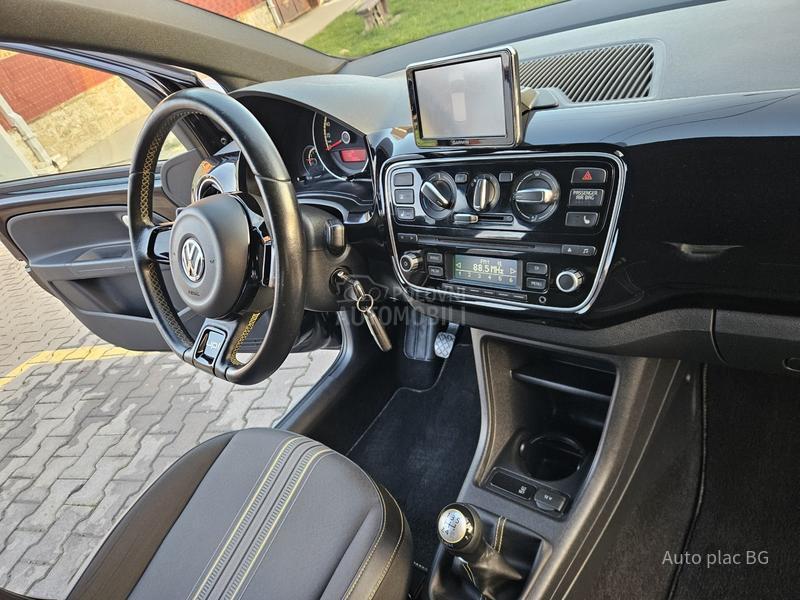 Volkswagen up! 1.0mpi STREET/NAV