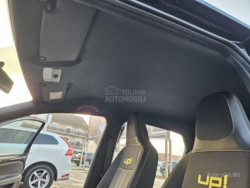 Volkswagen up! 1.0mpi STREET/NAV