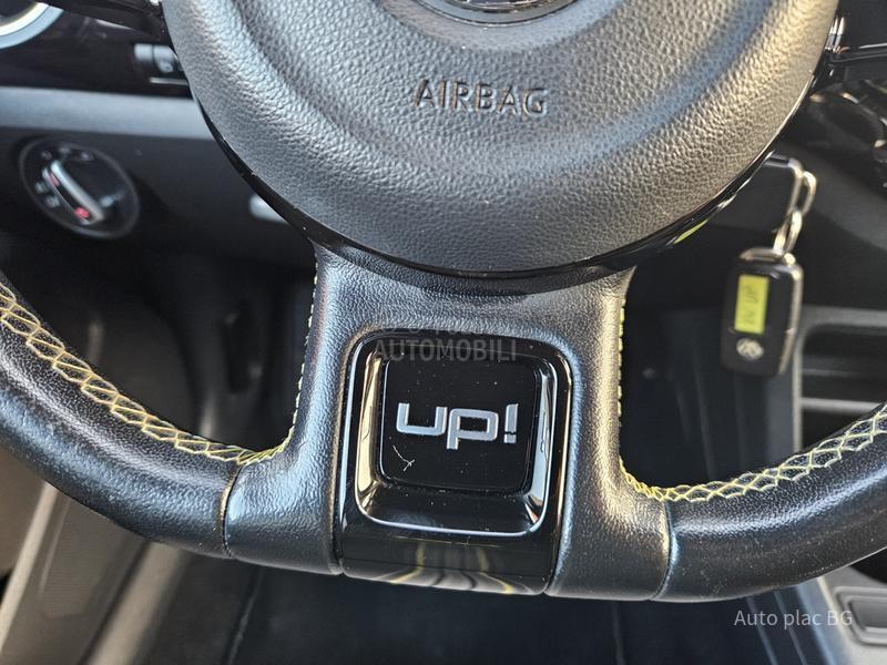 Volkswagen up! 1.0mpi STREET/NAV