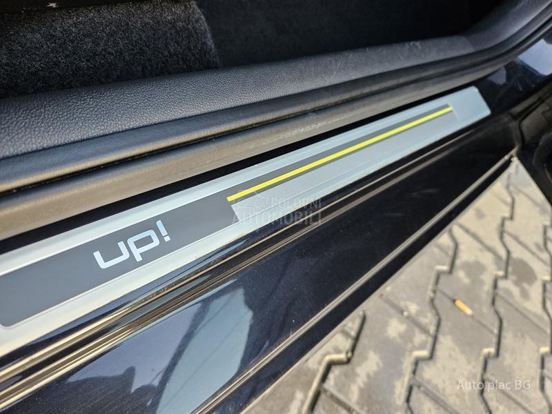 Volkswagen up! 1.0mpi STREET/NAV