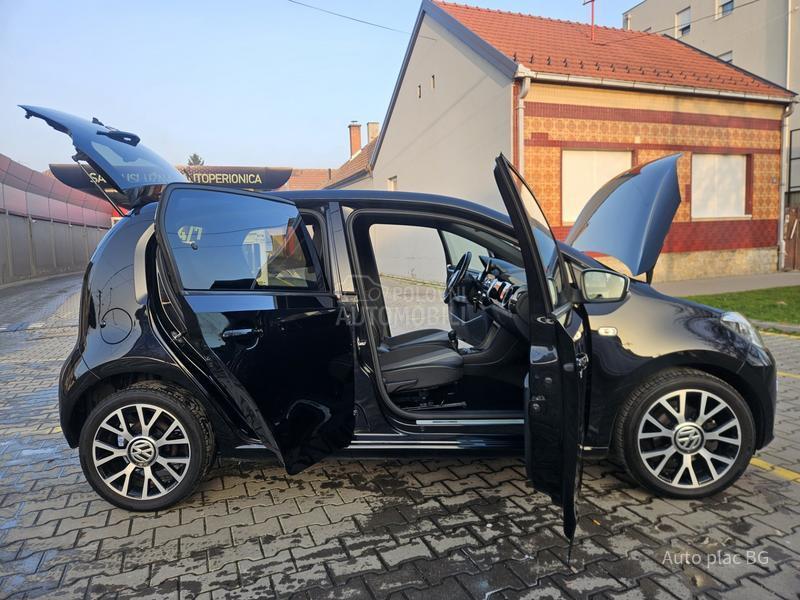Volkswagen up! 1.0mpi STREET/NAV