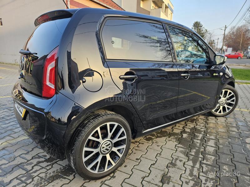 Volkswagen up! 1.0mpi STREET/NAV