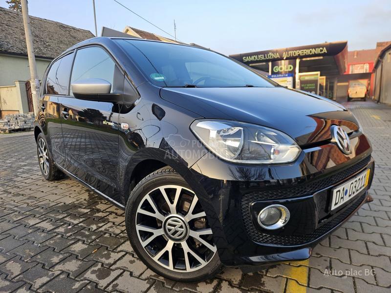 Volkswagen up! 1.0mpi STREET/NAV