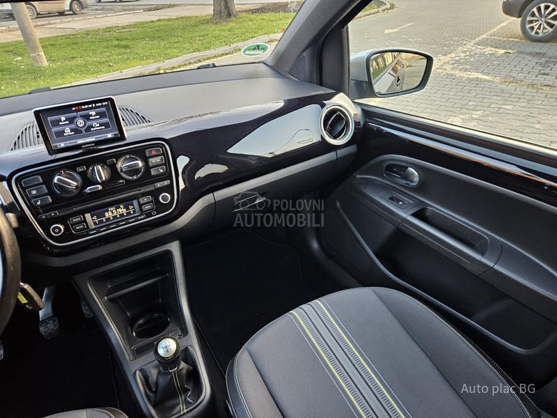 Volkswagen up! 1.0mpi STREET/NAV