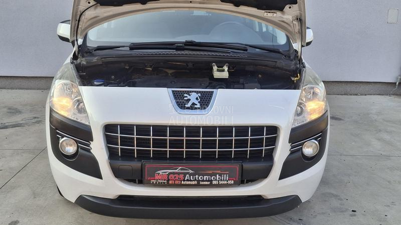 Peugeot 3008 1.6hdi PAANORAMA