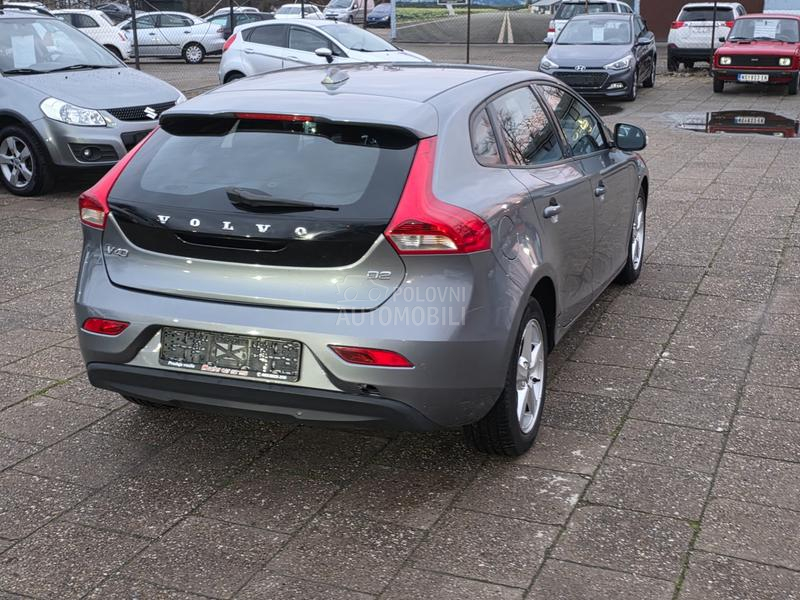 Volvo V40 1.6d NAV/SERVIS NA