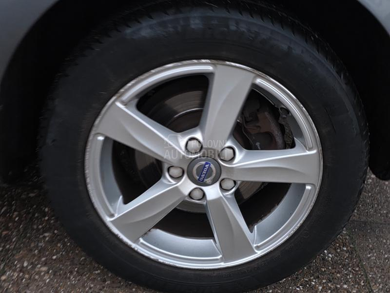 Volvo V40 1.6d NAV/SERVIS NA