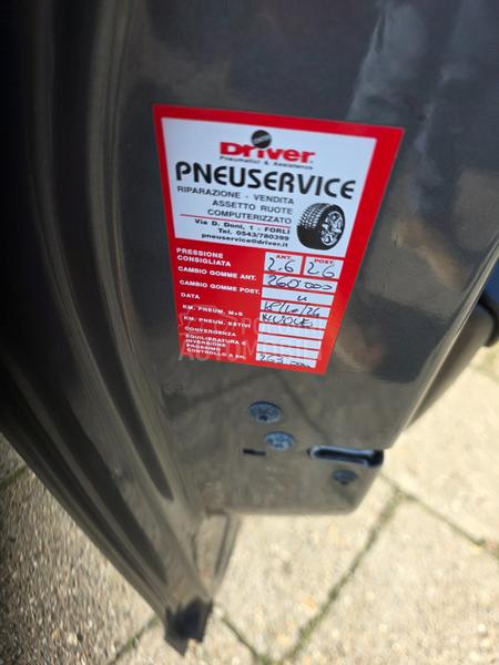 Volvo V40 1.6d NAV/SERVIS NA