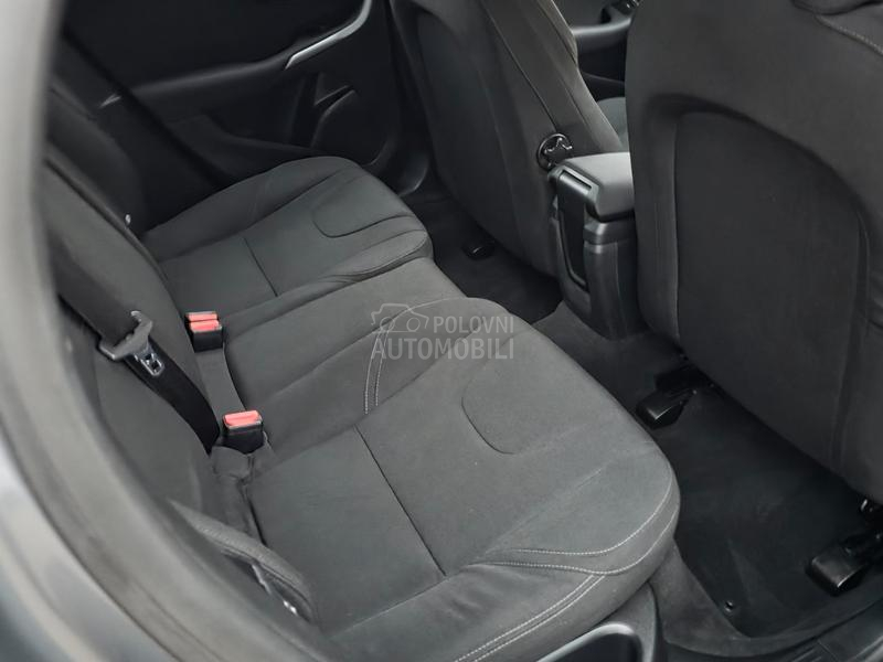Volvo V40 1.6d NAV/SERVIS NA