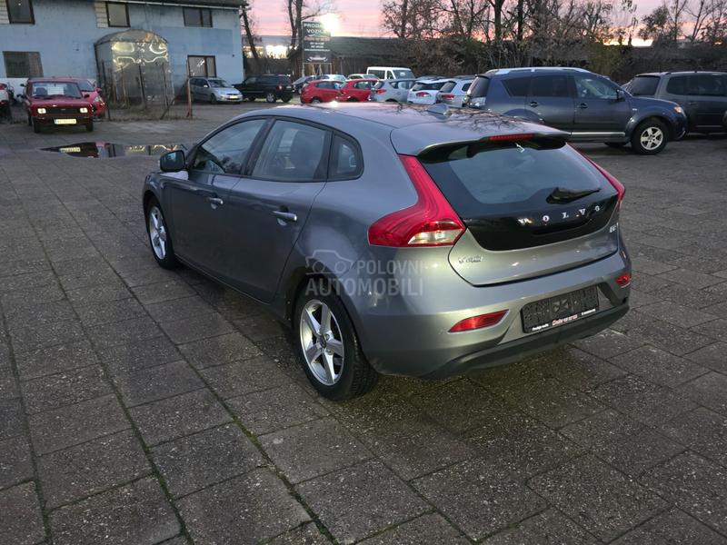 Volvo V40 1.6d NAV/SERVIS NA