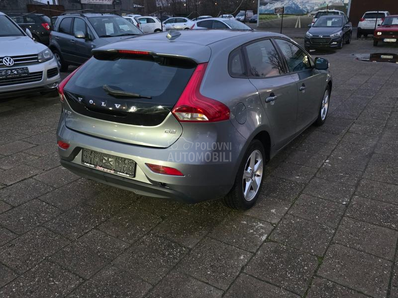Volvo V40 1.6d NAV/SERVIS NA