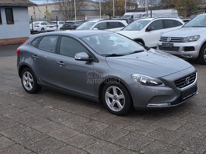 Volvo V40 1.6d NAV/SERVIS NA