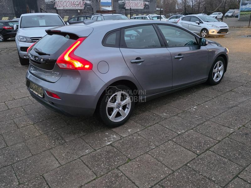 Volvo V40 1.6d NAV/SERVIS NA