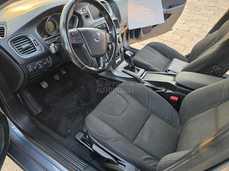 Volvo V40 1.6d NAV/SERVIS NA