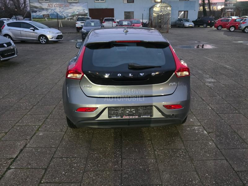 Volvo V40 1.6d NAV/SERVIS NA