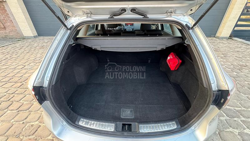 Mazda 6 2.0 b  S.W.i.S.S