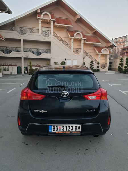 Toyota Auris 1.6