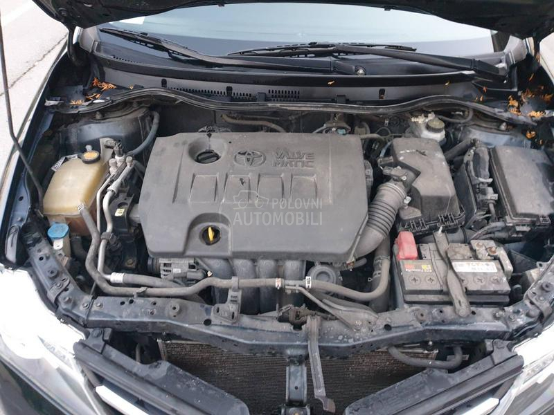 Toyota Auris 1.6