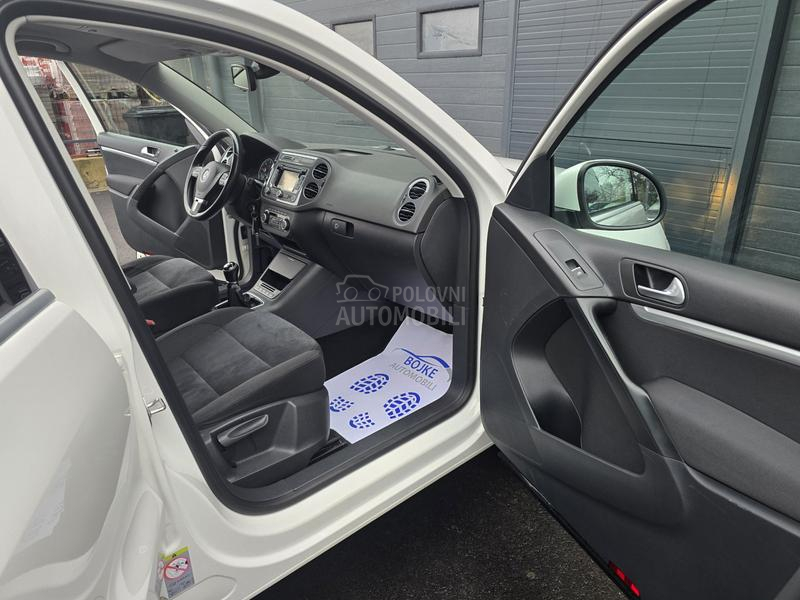 Volkswagen Tiguan 2.0TDI SPORTLINE