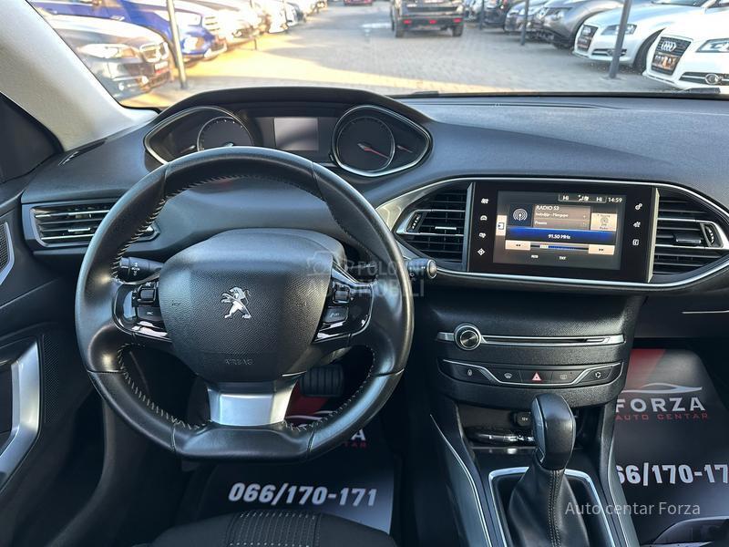 Peugeot 308 A U T / L E D / N OV