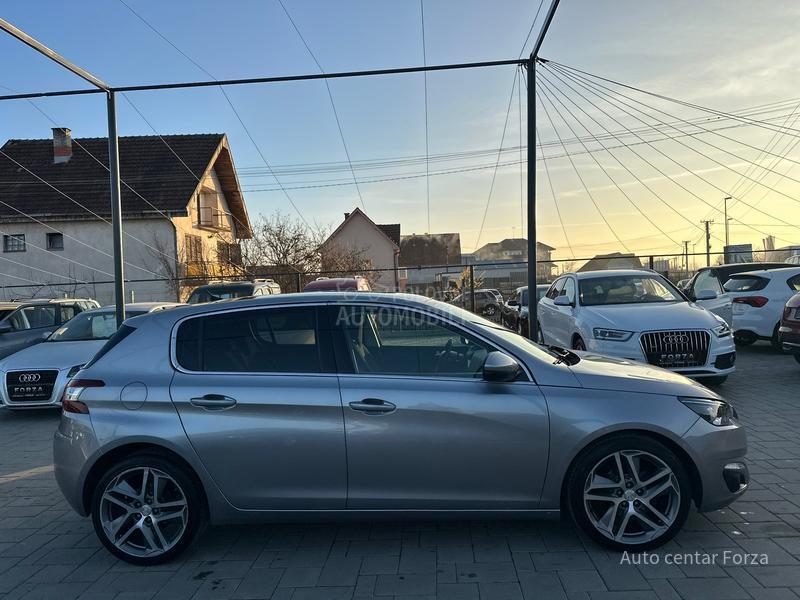 Peugeot 308 A U T / L E D / N OV