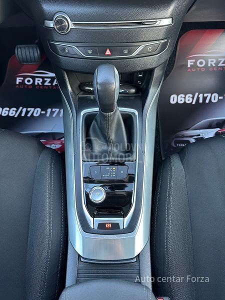 Peugeot 308 A U T / L E D / N OV