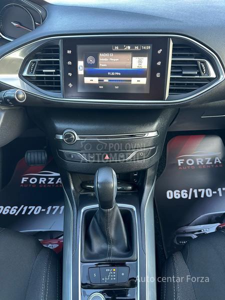 Peugeot 308 A U T / L E D / N OV