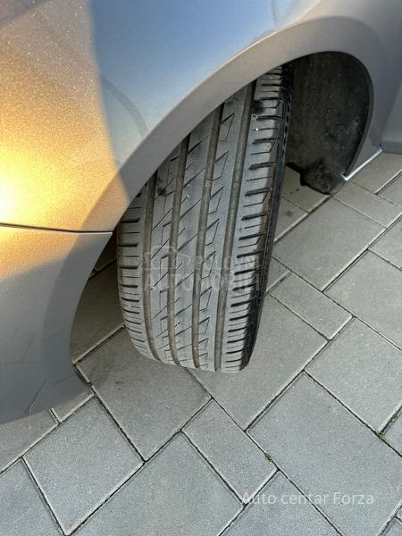 Peugeot 308 A U T / L E D / N OV