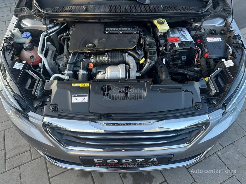 Peugeot 308 A U T / L E D / N OV