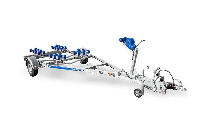 Vesta MARINE PRIKOLICE