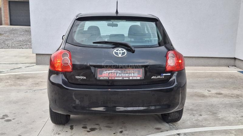 Toyota Auris 1.4D4-D Luna