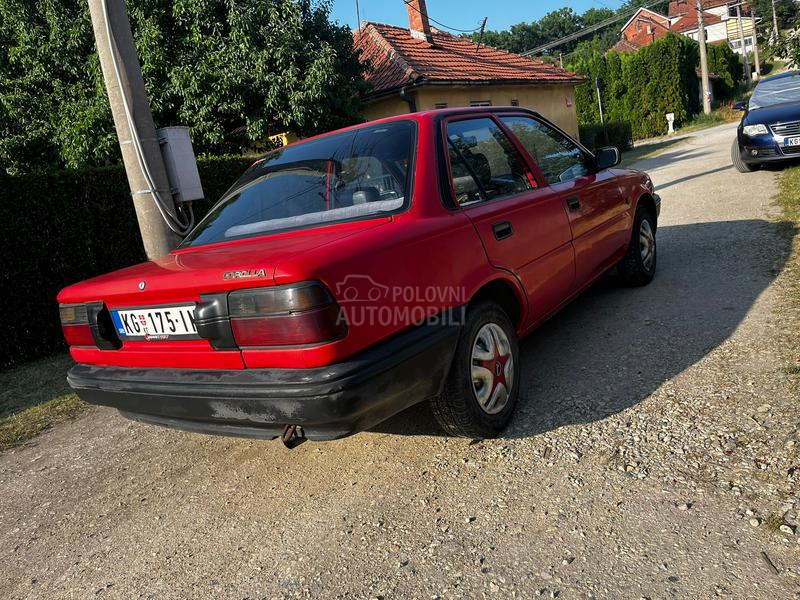 Toyota Corolla 