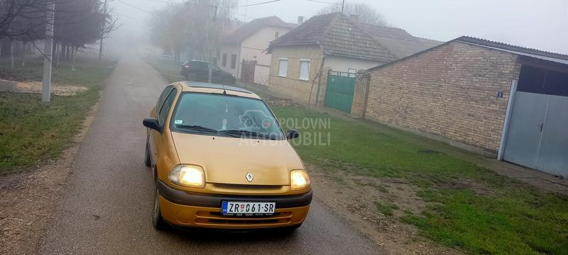 Renault Clio 
