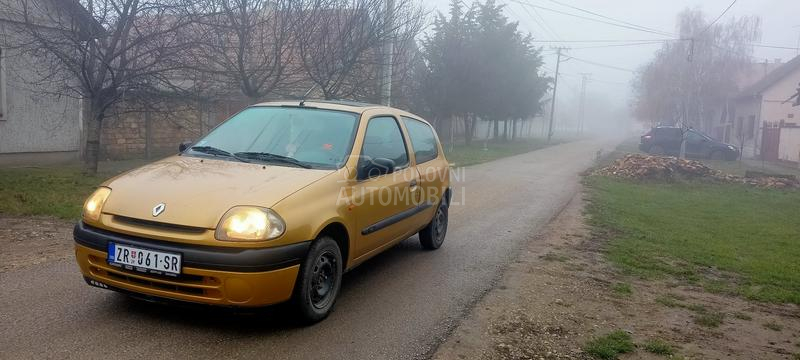 Renault Clio 