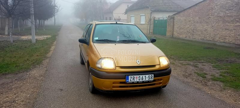 Renault Clio 