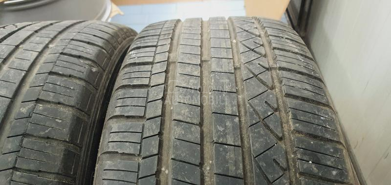 Dunlop 235/60 R18 Zimska