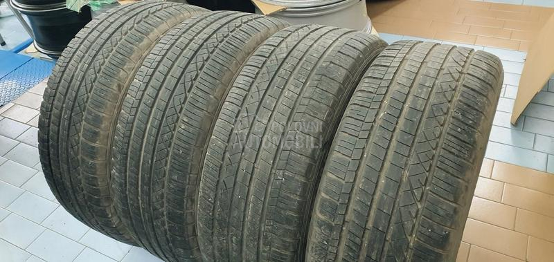 Dunlop 235/60 R18 Zimska