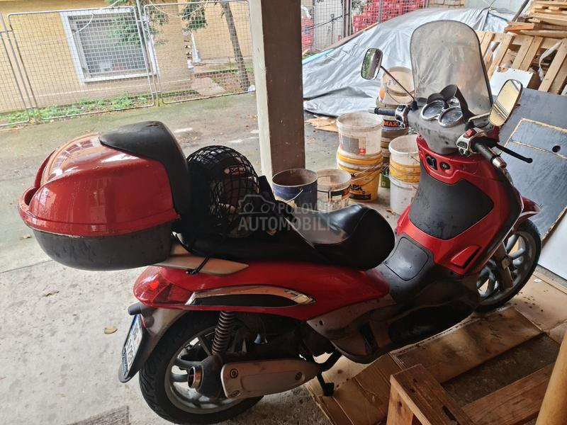 Piaggio Beverly