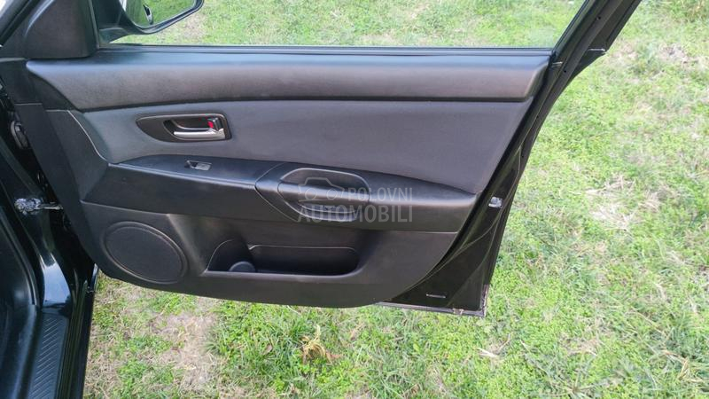 Mazda 3 1.6 i