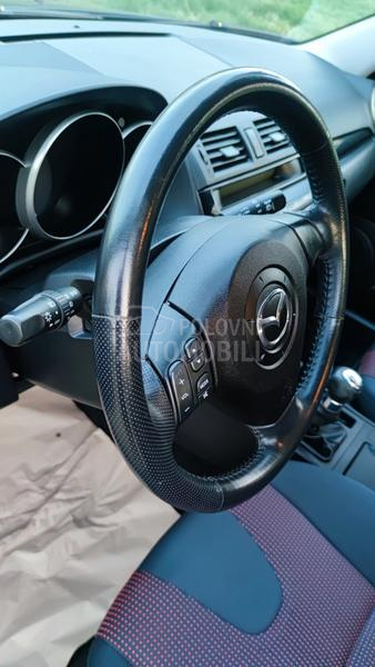 Mazda 3 1.6 i