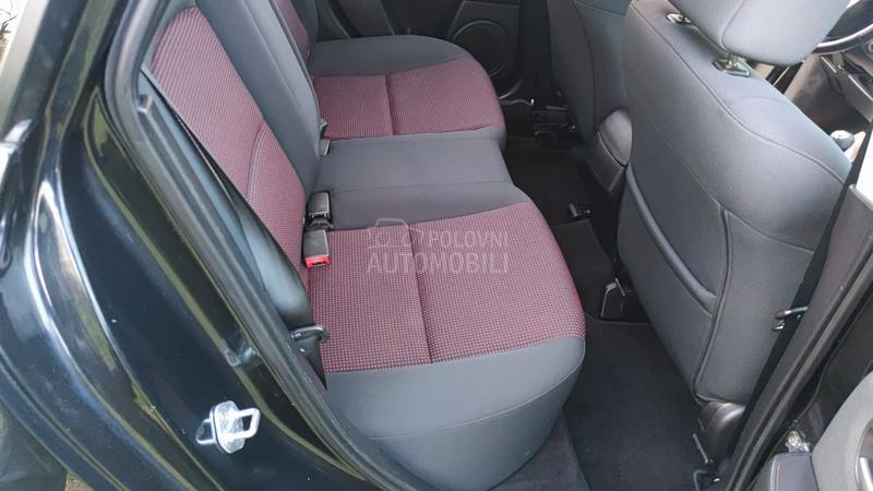 Mazda 3 1.6 i