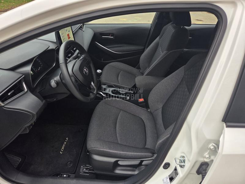 Toyota Corolla 1.5 Luna