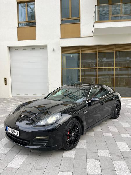 Porsche Panamera S