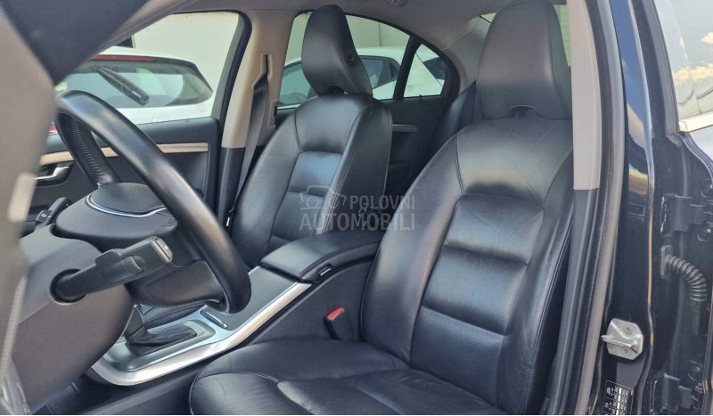 Volvo S80 2.4 D5 Summum