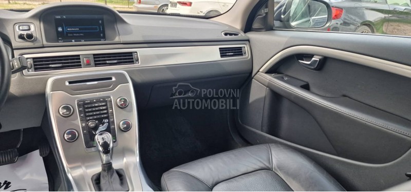 Volvo S80 2.4 D5 Summum