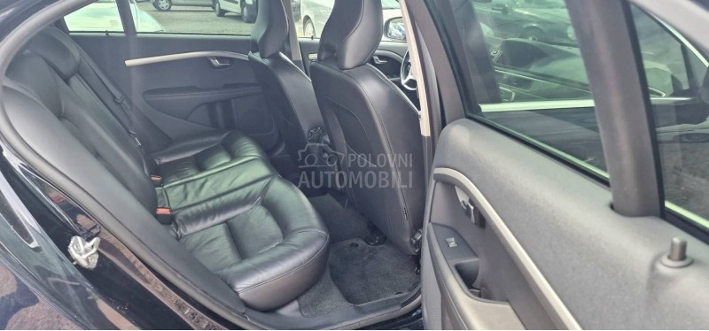 Volvo S80 2.4 D5 Summum