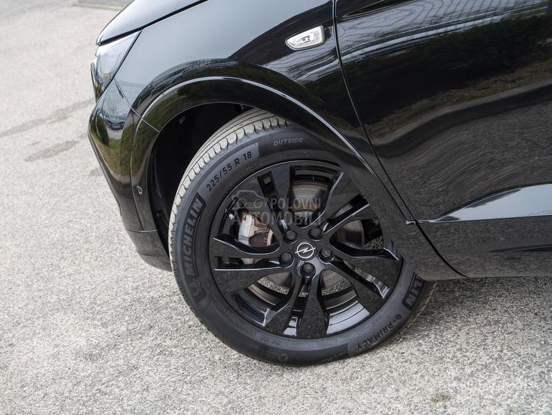 Opel Grandland X 1.2Turbo Grand Sport