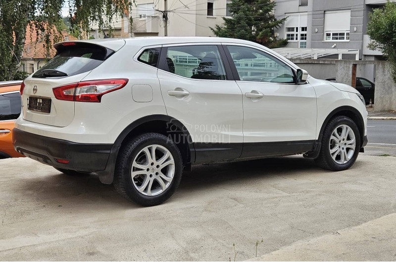 Nissan Qashqai 
