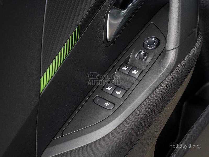 Peugeot 2008 1.2PureTech Led