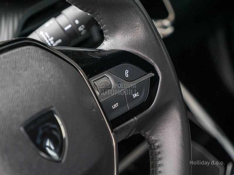 Peugeot 2008 1.2PureTech Led